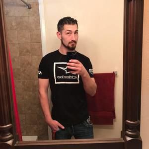 Meet your Posher, Dustin